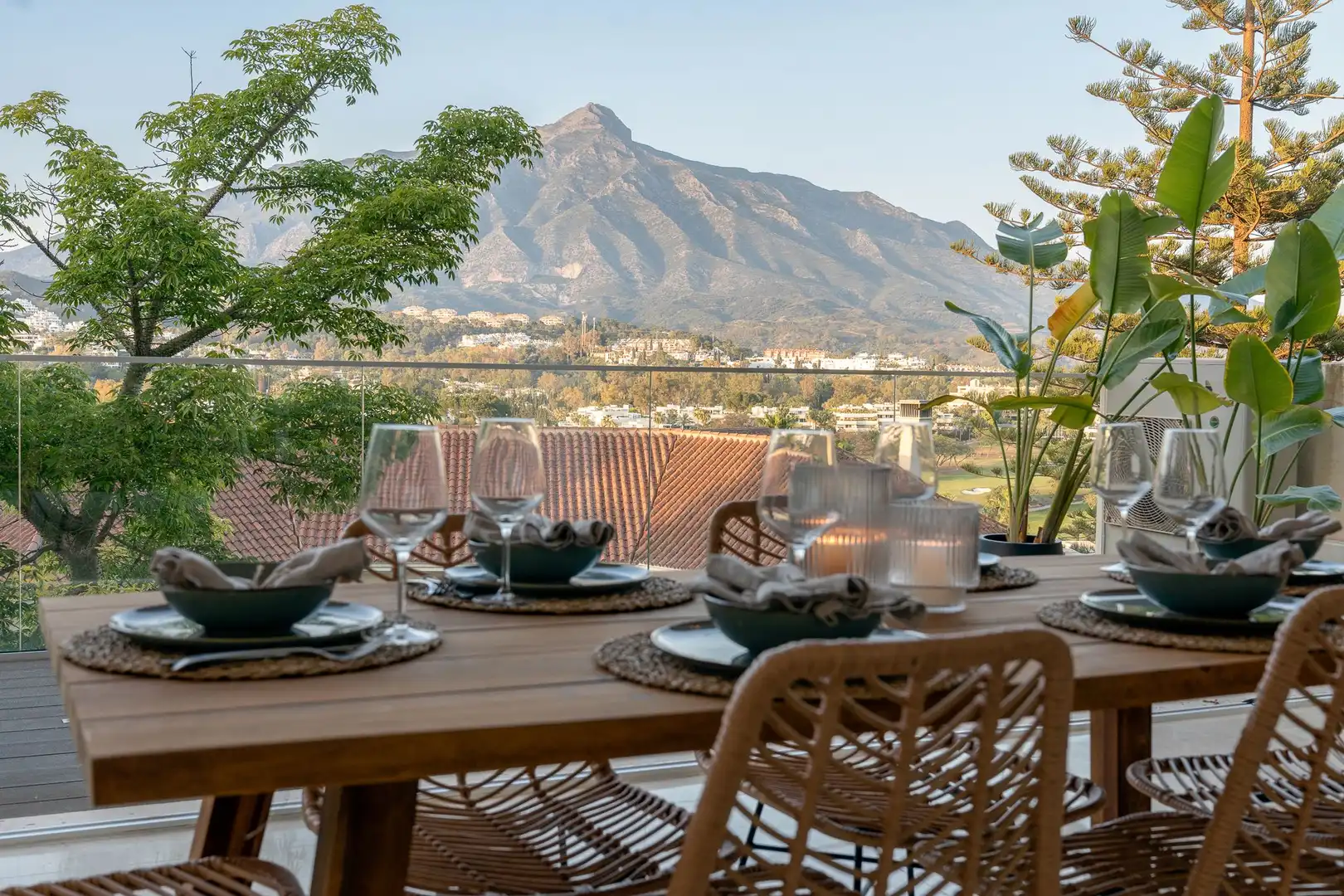 Terraza de Planta baja en venta en Marbella con Aire acondicionado, Calefacción y Jardín privado