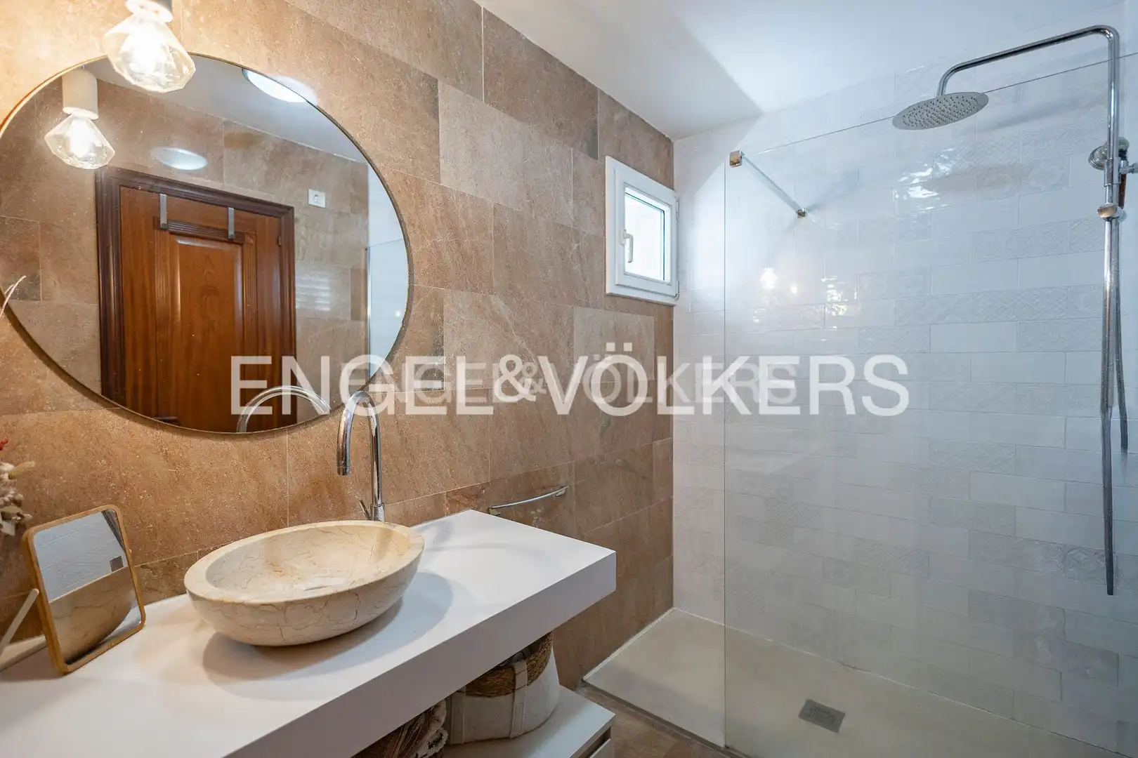 Badezimmer von Wohnung zur Miete in Tarragona mit Klimaanlage, Heizung und Privatgarten