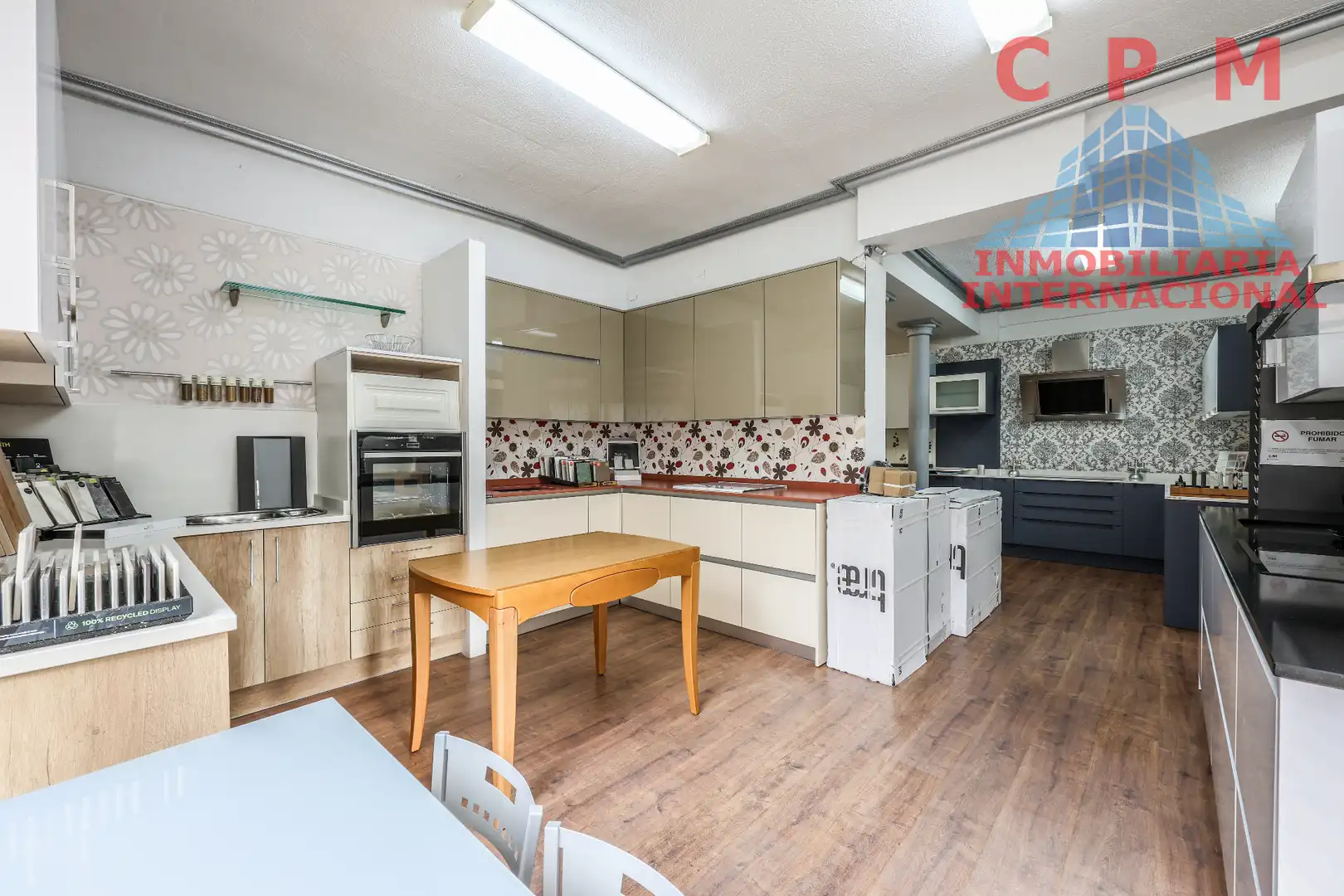 Cocina de Local de alquiler en Madrid con Aire acondicionado, Calefacción y Parquet