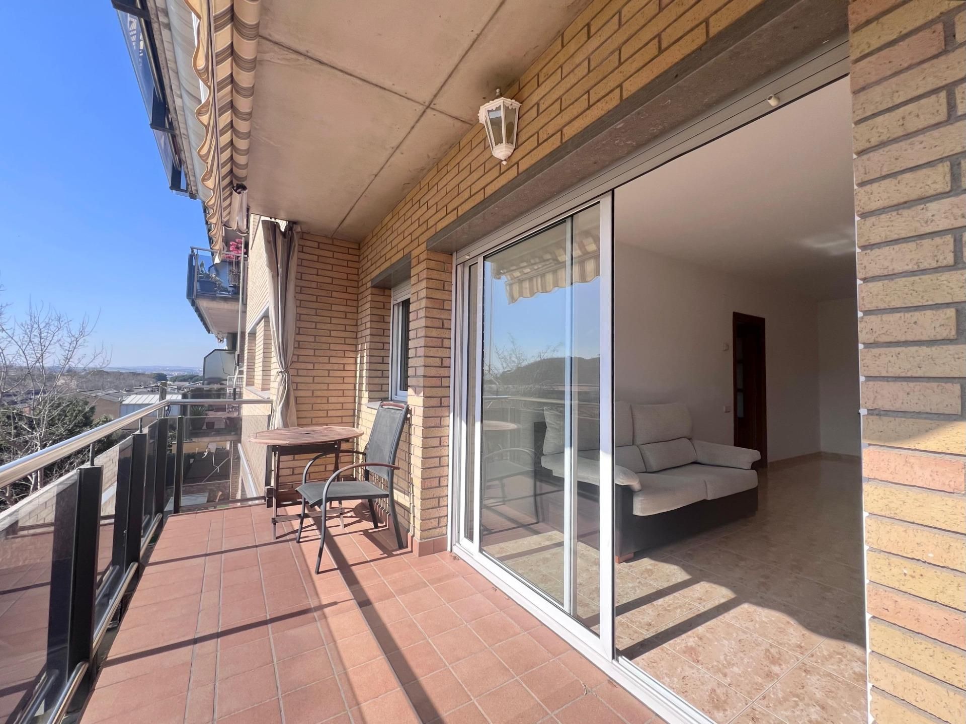 Terraza de Piso en venta en Martorelles con Calefacción, Trastero y Balcón