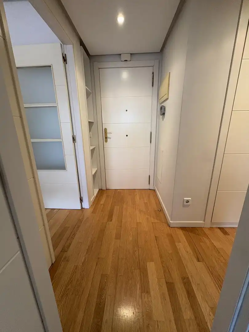 Wohnung zur Miete in Madrid mit Klimaanlage, Heizung und Parkett