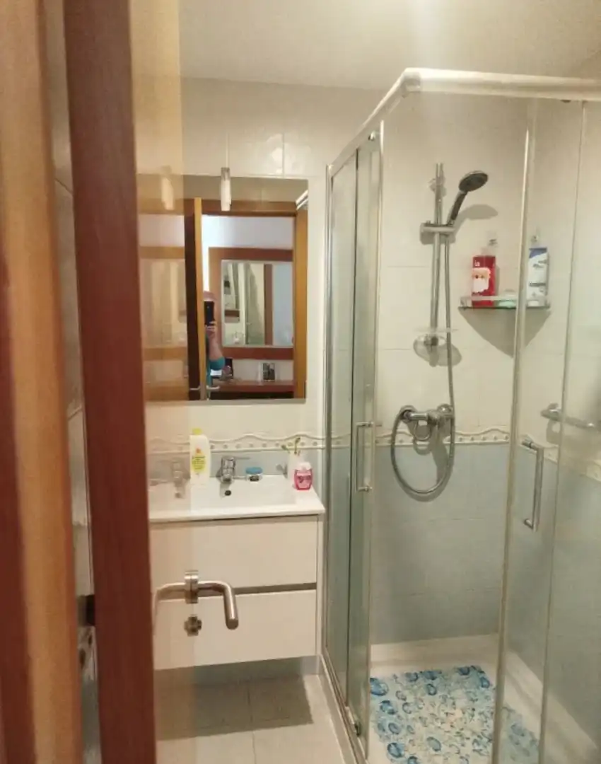 Baño de Ático en venta en Boqueixón con Terraza, Trastero y Amueblado