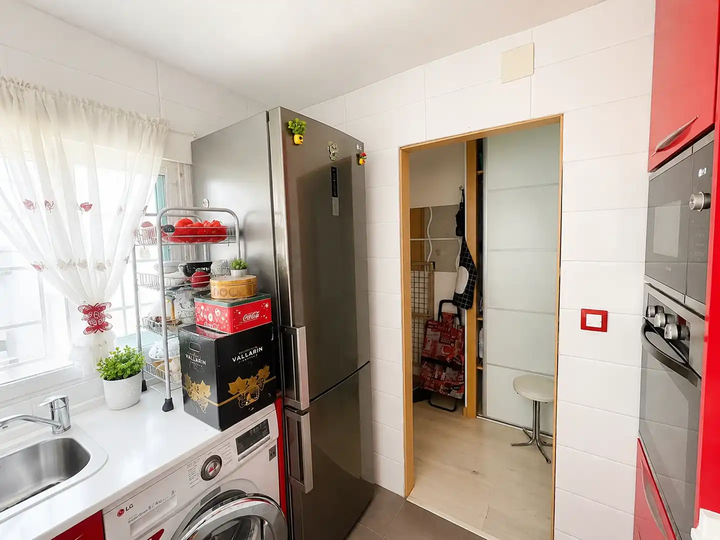 Cuina de Apartament en venda en Madrid amb Aire condicionat