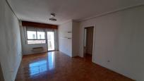 Sala d'estar de Apartament en venda en Valladolid Capital amb Balcó