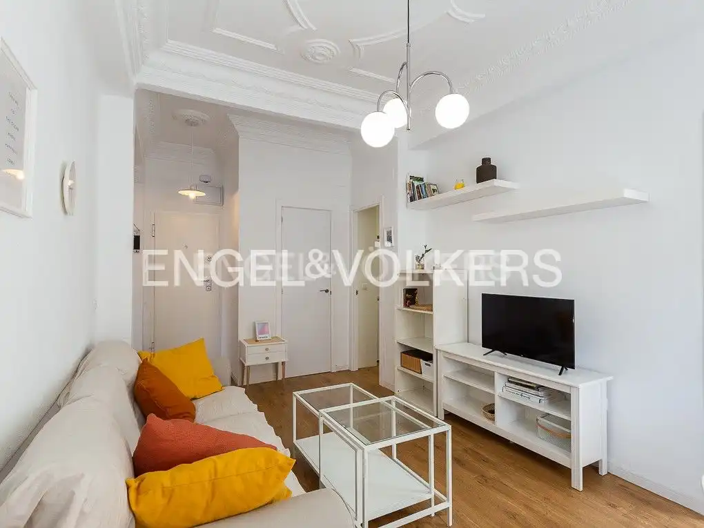 Sala d'estar de Apartament de lloguer en Valencia amb Aire condicionat, Calefacció i Moblat