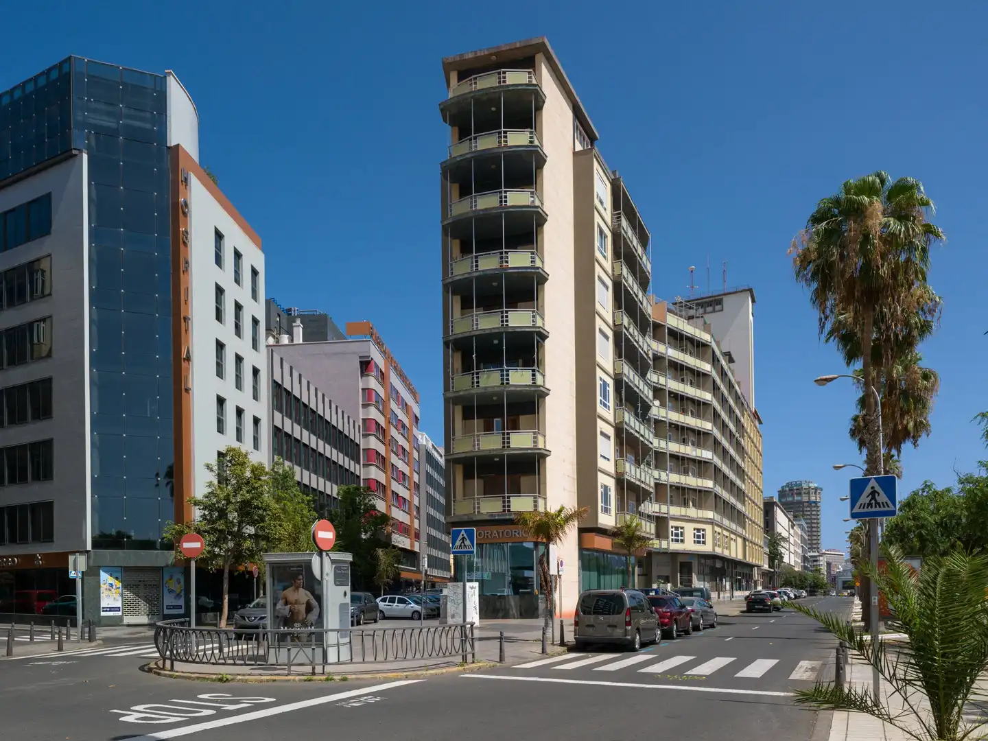 Exterior view of Flat for sale in Las Palmas de Gran Canaria  with Air Conditioner, Heating and Terrace