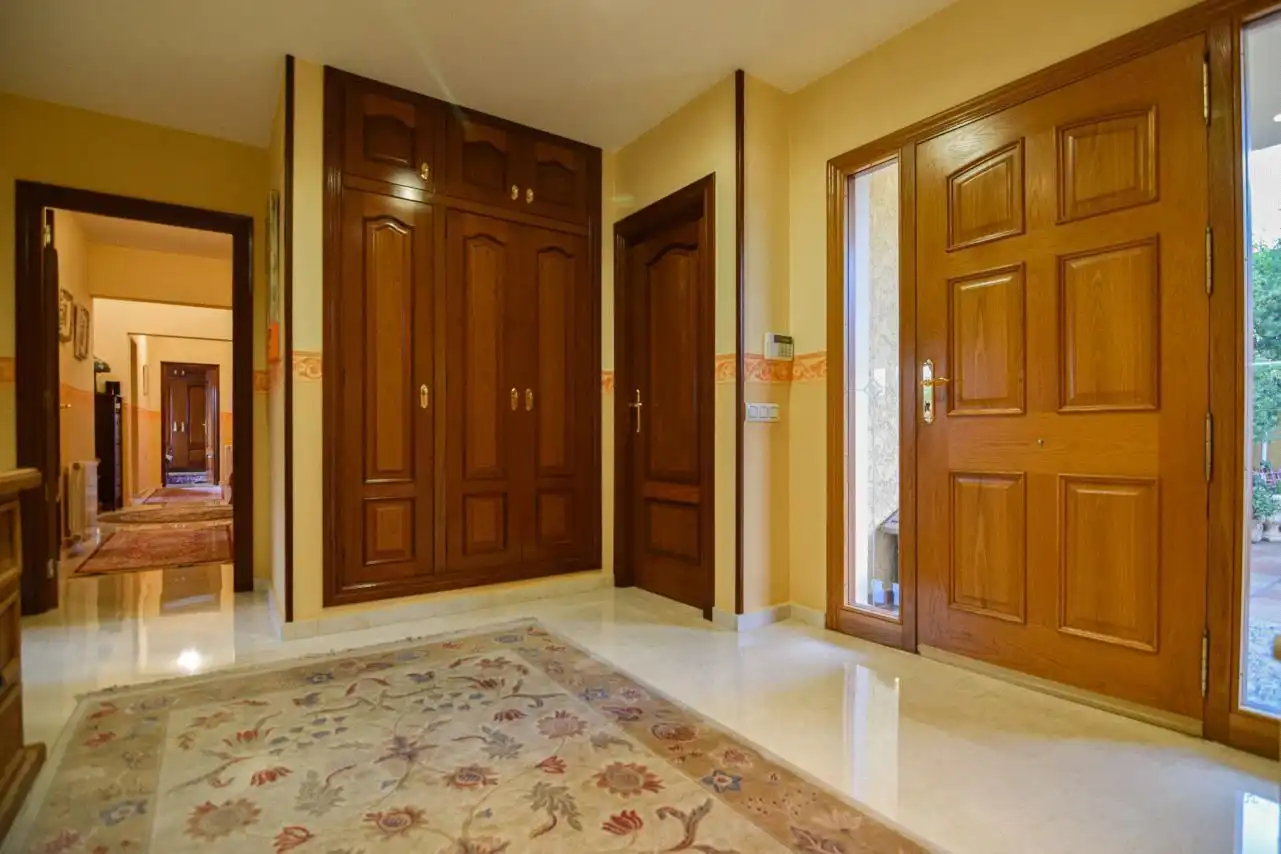 Houses for sale in La Nucia  with Air Conditioner, Heating and Swimming Pool