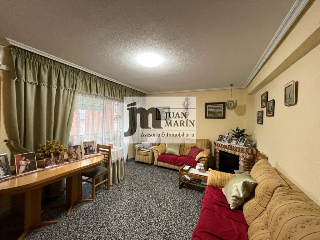 Living room of Flat for sale in  Murcia Capital  with Air Conditioner, Storage room and Furnished