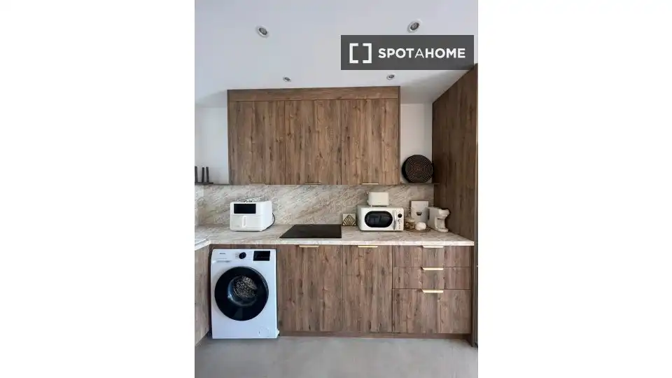 Cuina de Apartament per a compartir en Mijas amb Aire condicionat, Terrassa i Moblat