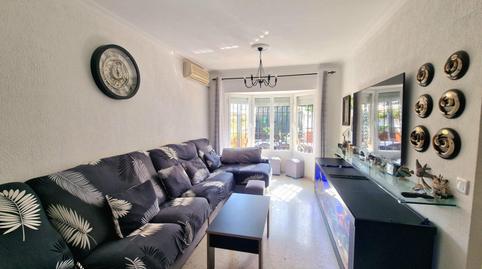 Foto 3 de Casa adosada en venda a Caballero Bonald - San José Obrero - Guadalcacín, Jerez de la Frontera