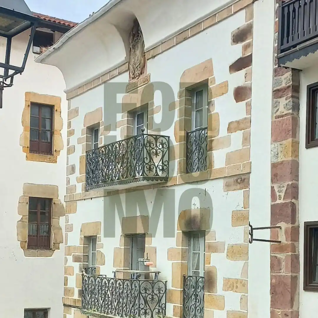 Außenansicht von Country house zum Verkauf in Bera, Navarra