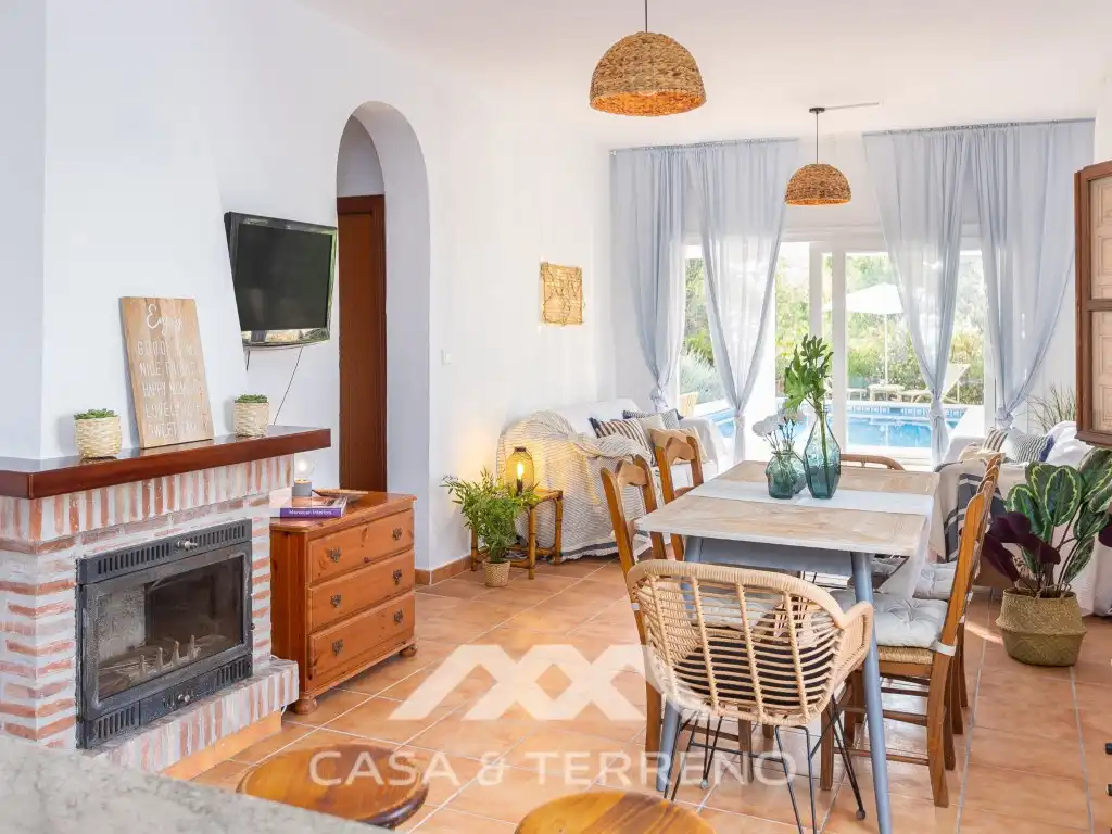 Sala d'estar de Finca rústica de lloguer en Colmenar amb Piscina
