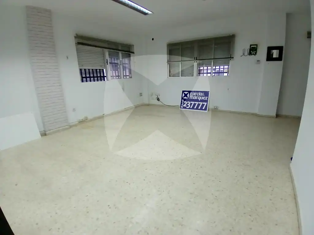 Gewerbefläche zur Miete in Calle Antonio Álvarez, imagen 2