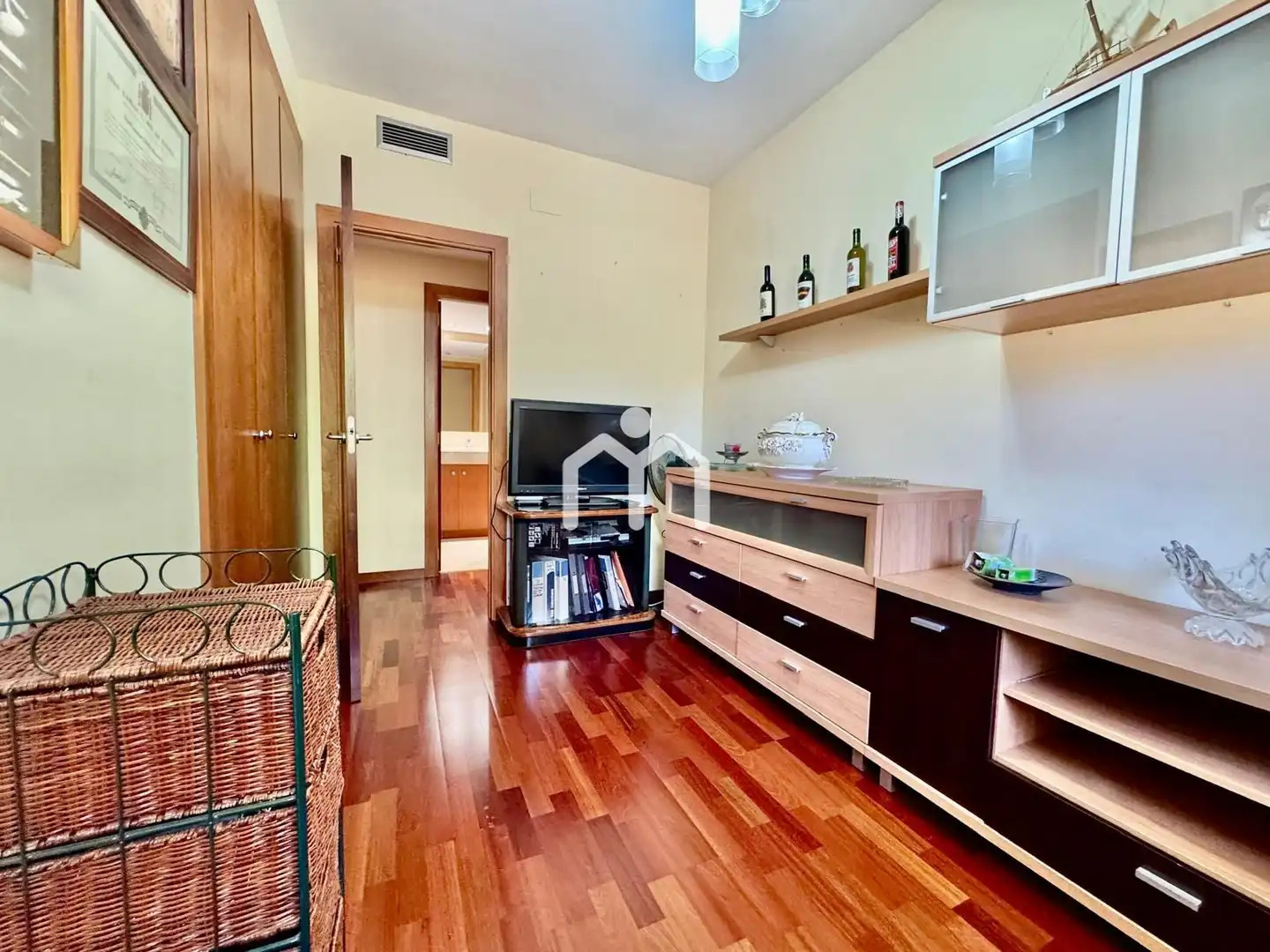 Vista exterior de Piso en venta en Montgat con Aire acondicionado, Calefacción y Parquet