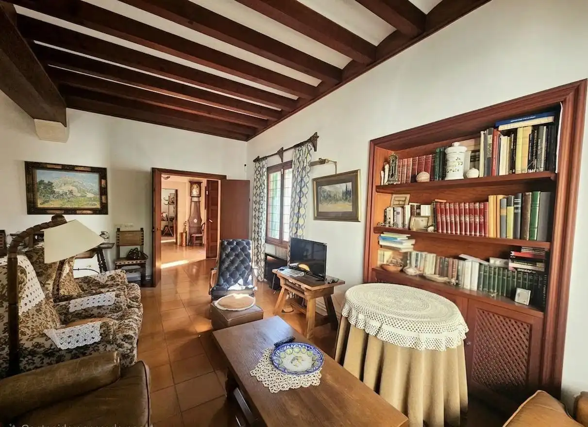 Sala d'estar de Casa o xalet en venda en Llucmajor amb Calefacció, Jardí privat i Terrassa