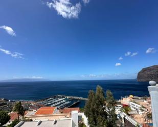 Vista exterior de Apartament en venda en Santiago del Teide amb Aire condicionat, Terrassa i Balcó