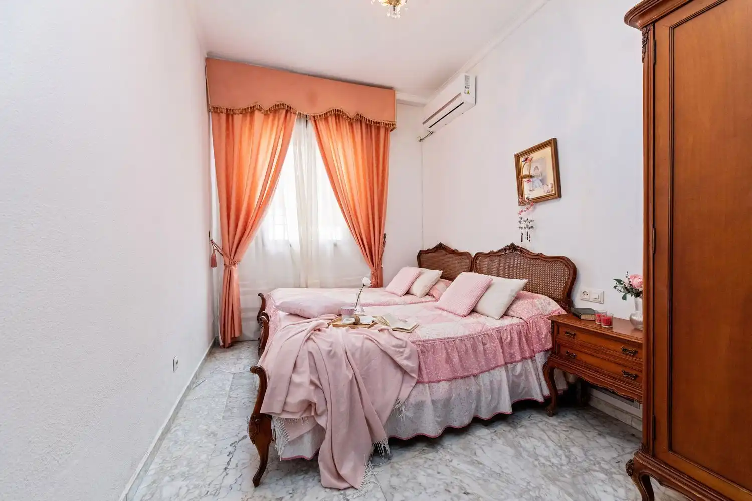 Bedroom of Houses for sale in Córdoba  with Air Conditioner, Private garden and Terrace
