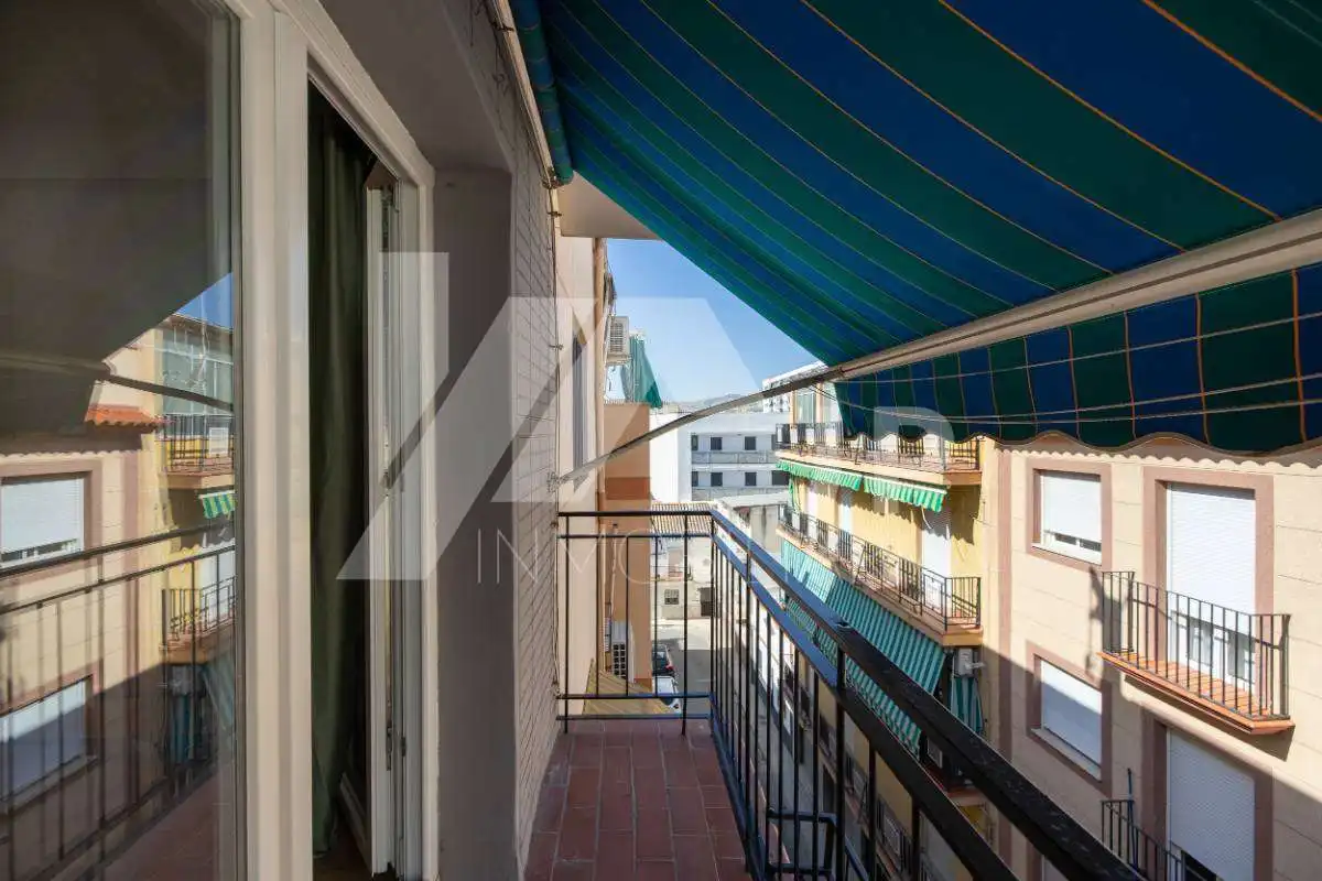 Terraza de Piso de alquiler en Granada con Aire acondicionado, Amueblado y Lavadora