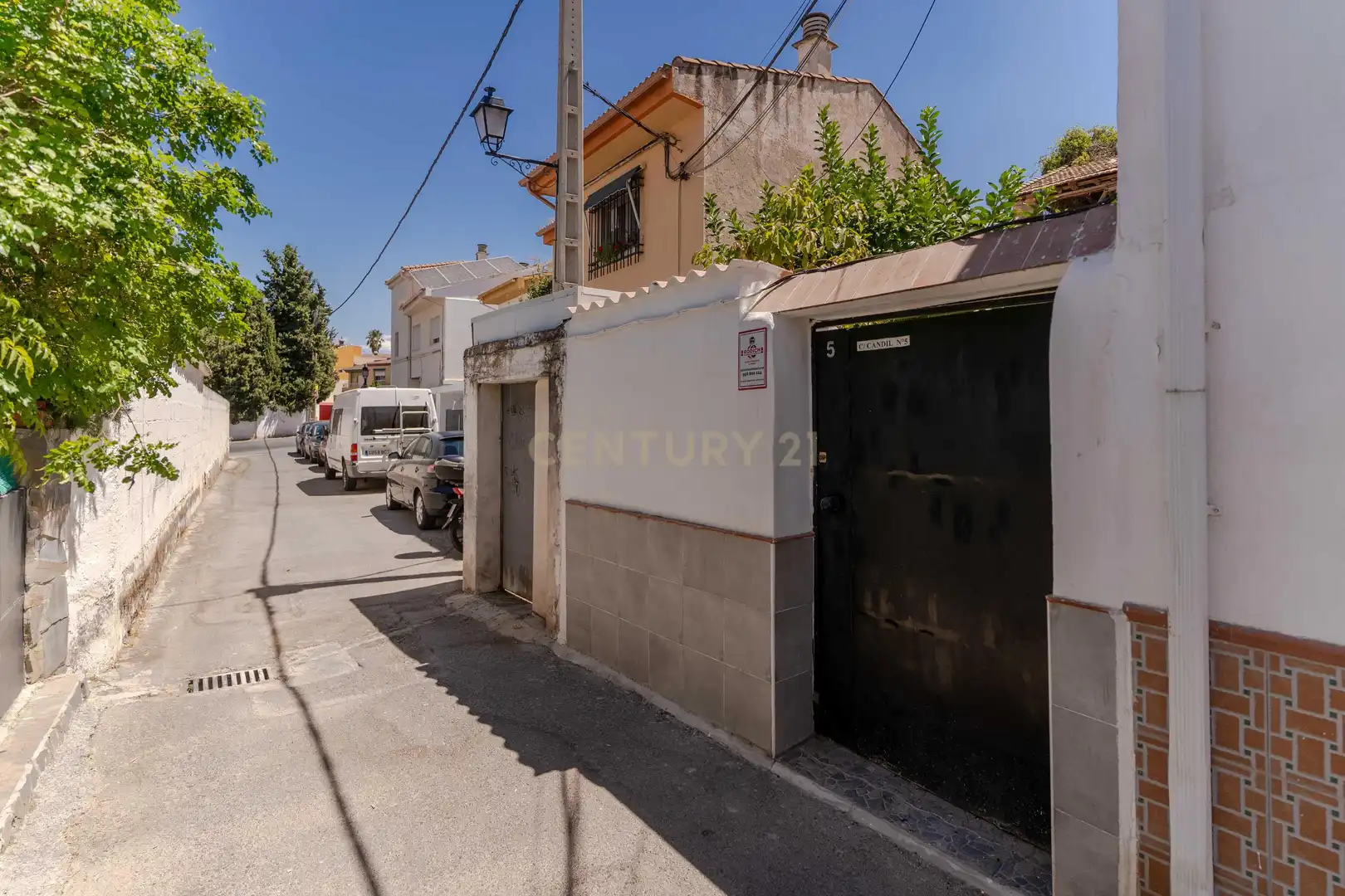 Vista exterior de Casa adosada en venta en La Zubia con Aire acondicionado