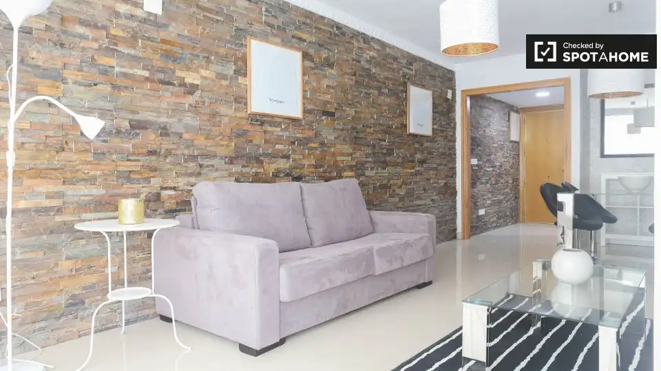 Living room of Flat for rent in Valencia  with Air Conditioner, Heating and Furnished