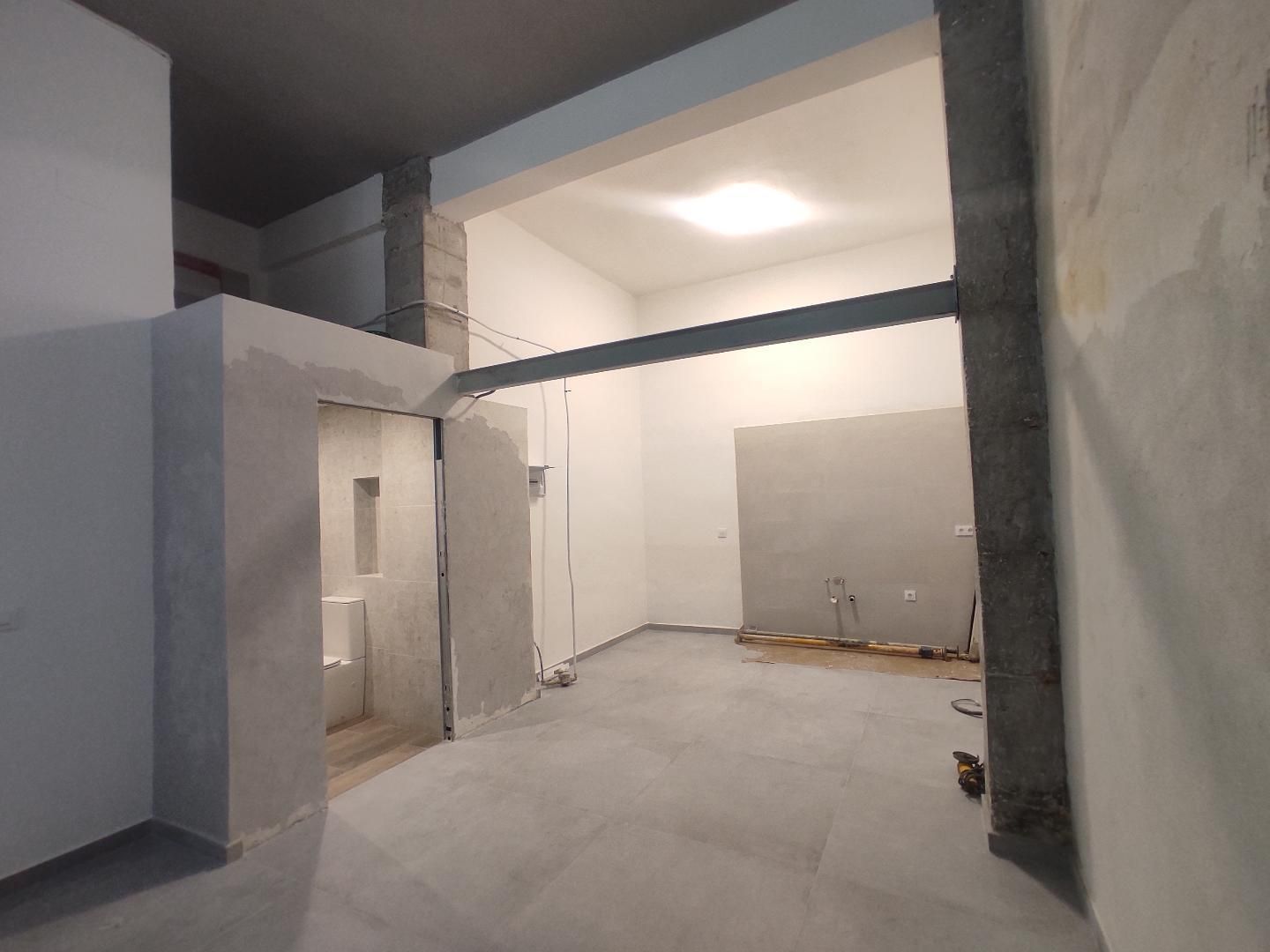 Premises for sale in  Valencia Capital