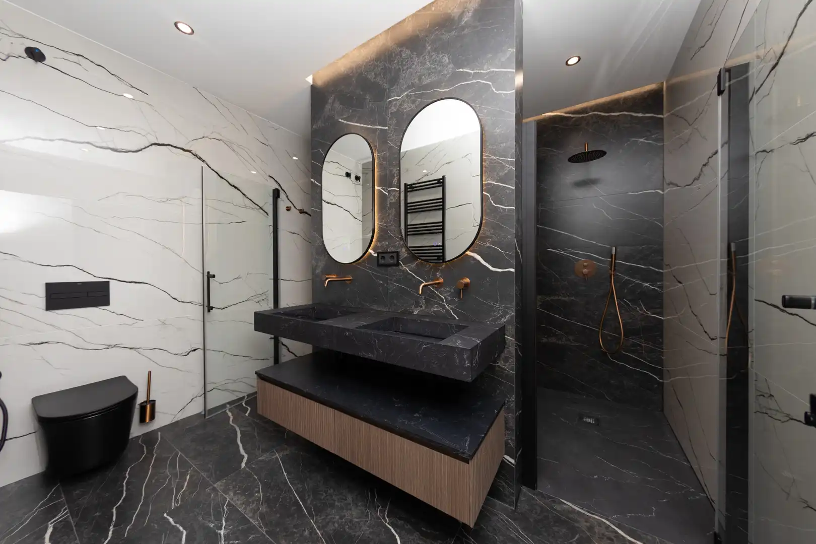 Baño de Piso en venta en Barcelona con Aire acondicionado, Calefacción y Terraza