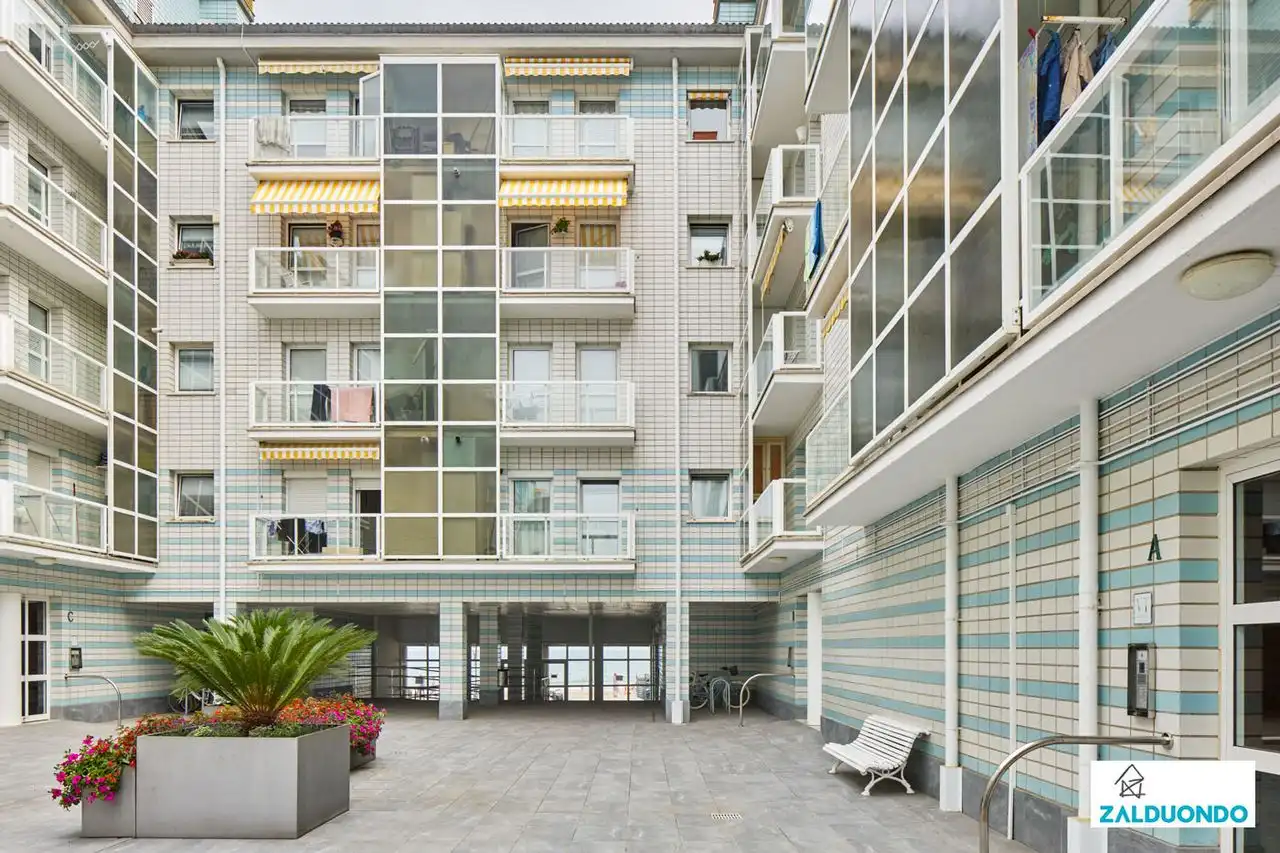 Wohnung mit Balkon zum Verkauf in Nafarroa Kalea 25A, imagen 3