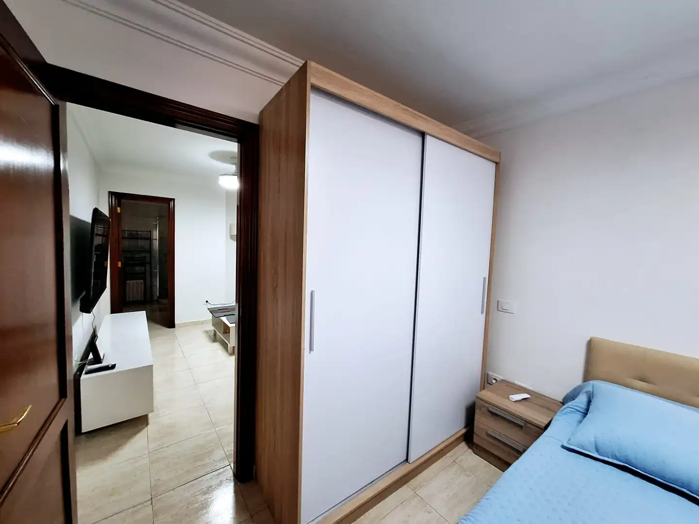 Schlafzimmer von Wohnungen zur Miete in Las Palmas de Gran Canaria mit Möbliert, Waschmaschine und Mikrowelle