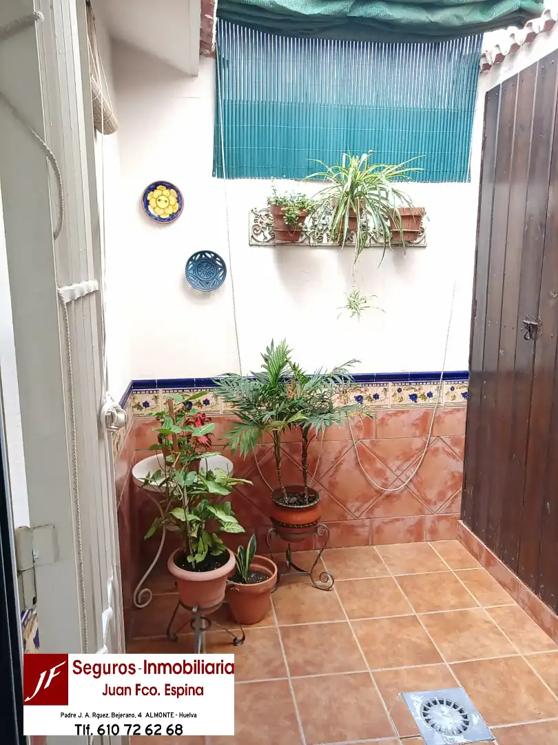 Haus oder Chalet zum Verkauf in Almonte mit Klimaanlage, Heizung und Terrasse