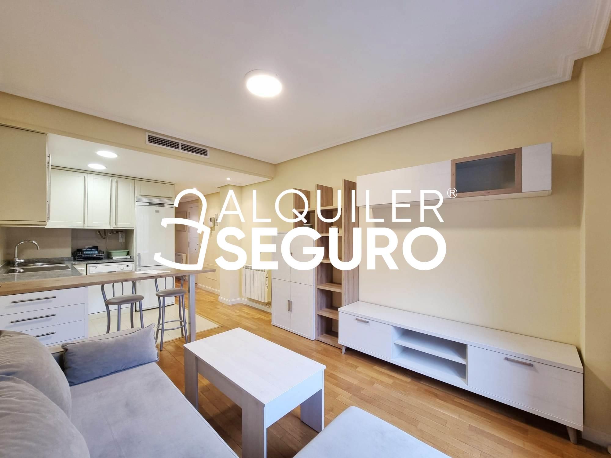 Habitación de Piso de alquiler en Majadahonda con Aire acondicionado, Trastero y Amueblado
