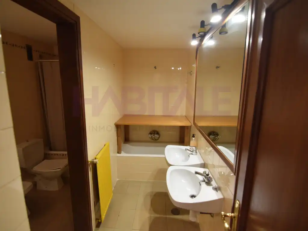 Badezimmer von Wohnung zum Verkauf in Valencia