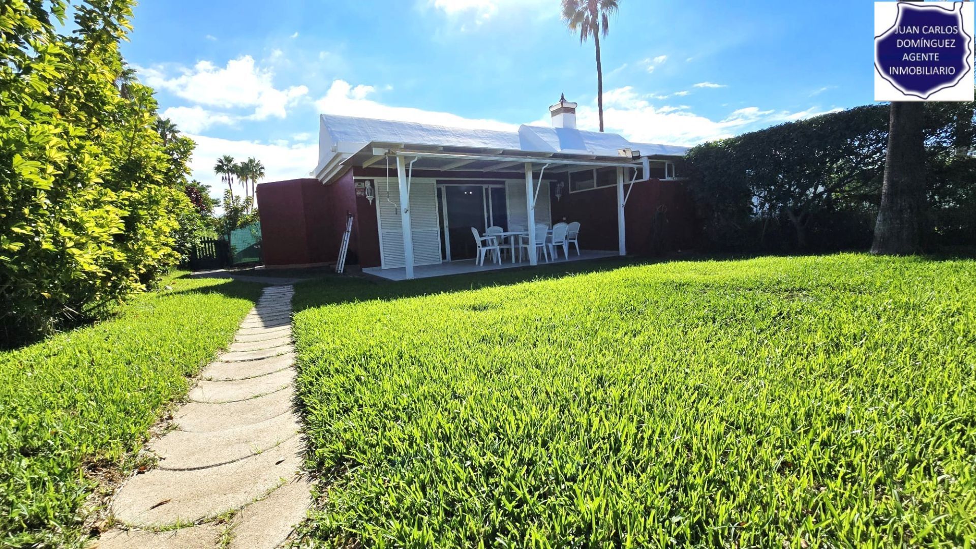 Vista exterior de Casa o xalet de lloguer en San Bartolomé de Tirajana amb Aire condicionat, Jardí privat i Terrassa