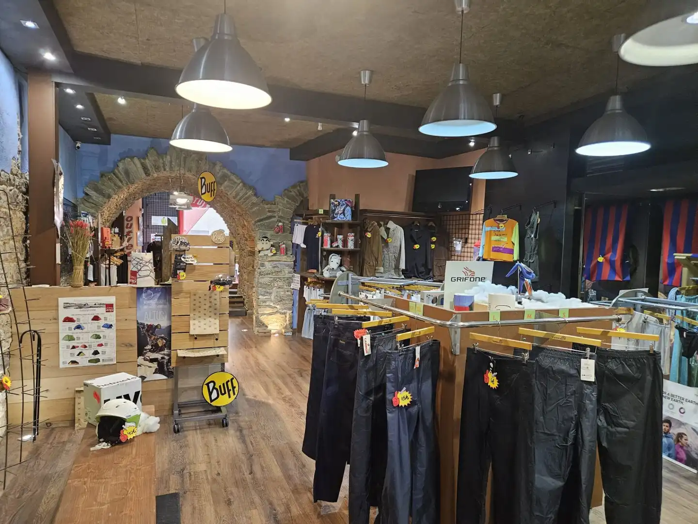 Commercial properties for sale in Sant Llorenç de Morunys