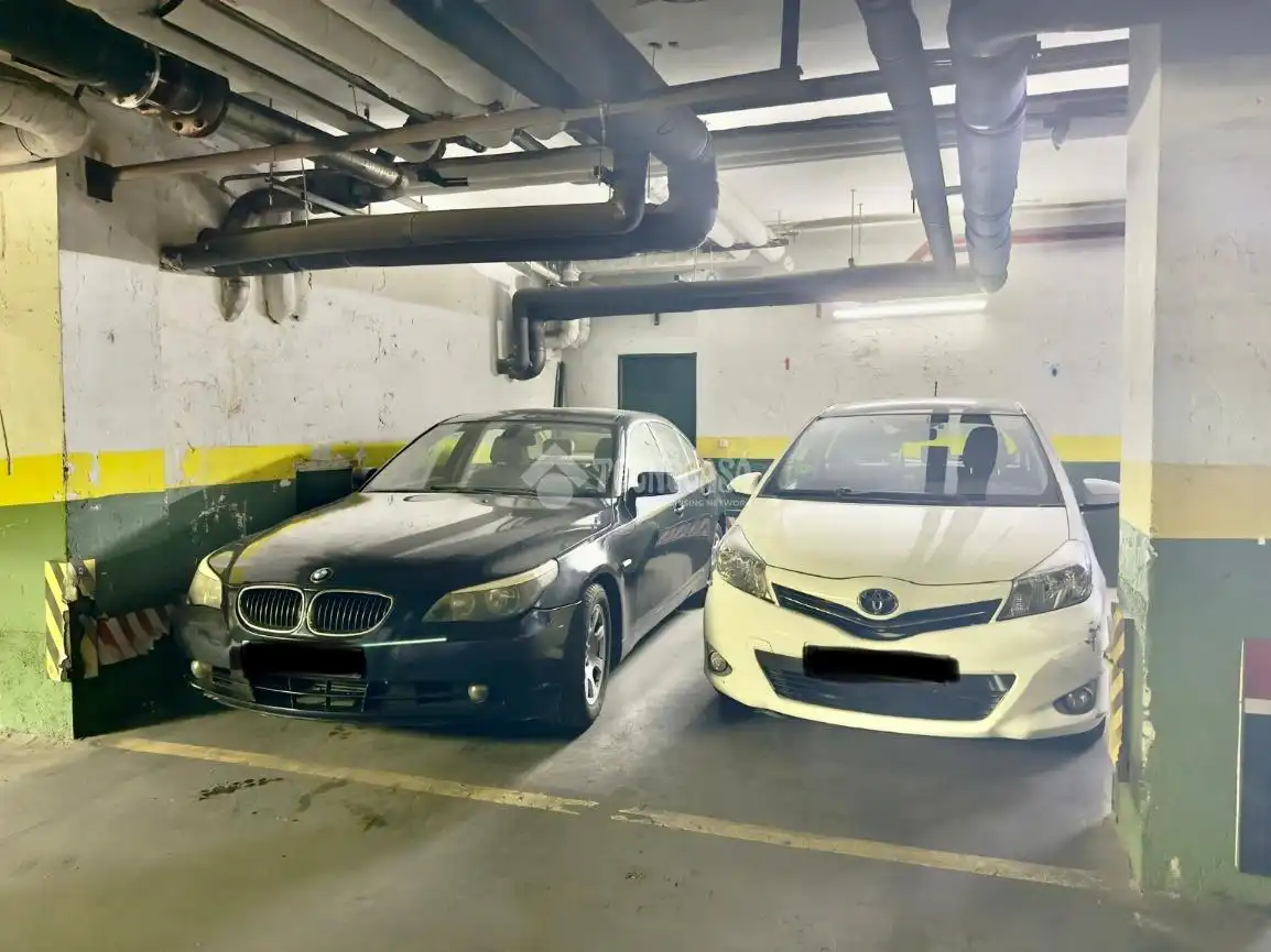 Parking of Flat for sale in Las Rozas de Madrid  with Air Conditioner, Heating and Terrace