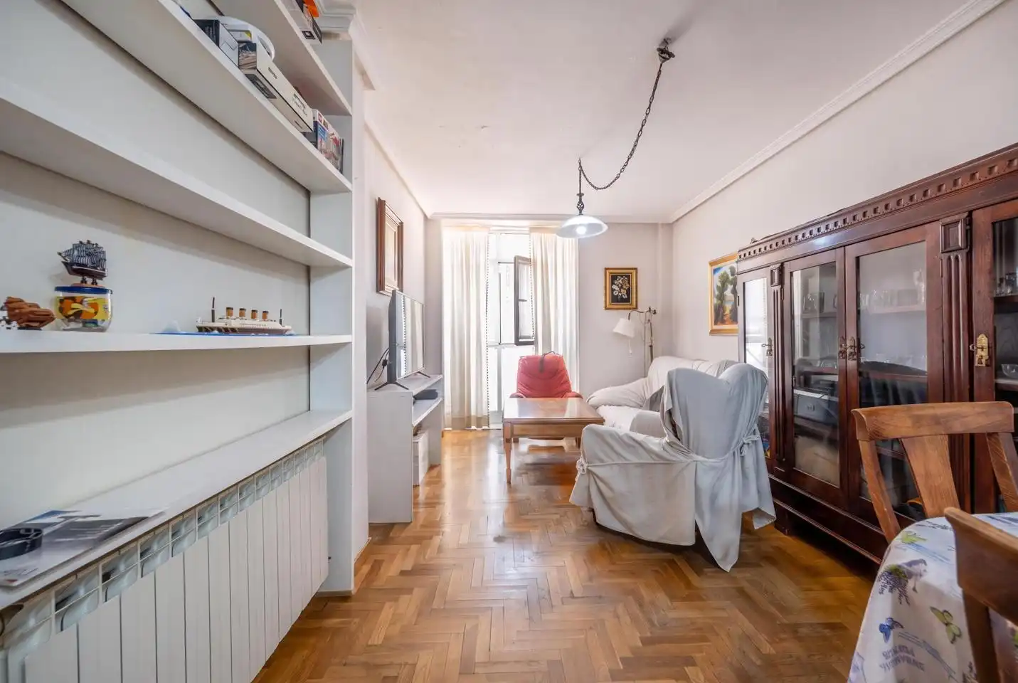 Sala d'estar de Pis en venda en Ávila amb Calefacció, Parquet i Traster