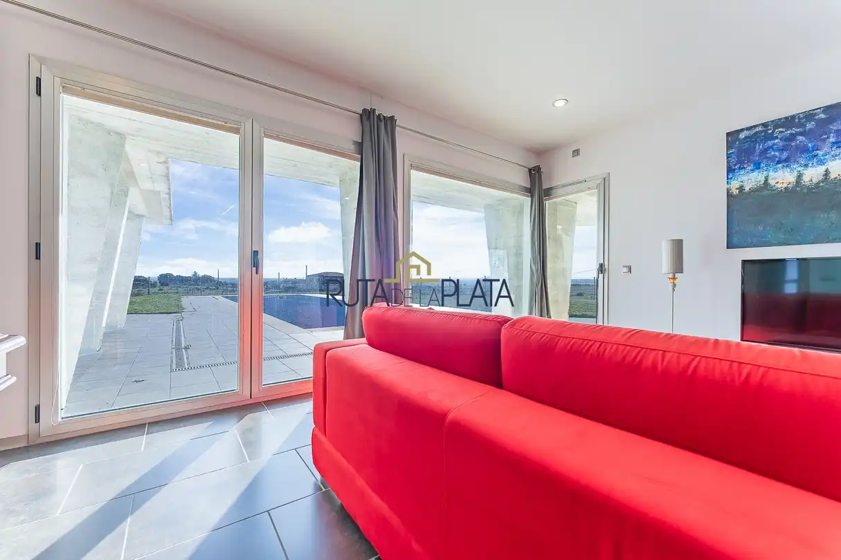 Sala de estar de Casa o chalet en venta en Zamora Capital  con Calefacción, Jardín privado y Piscina