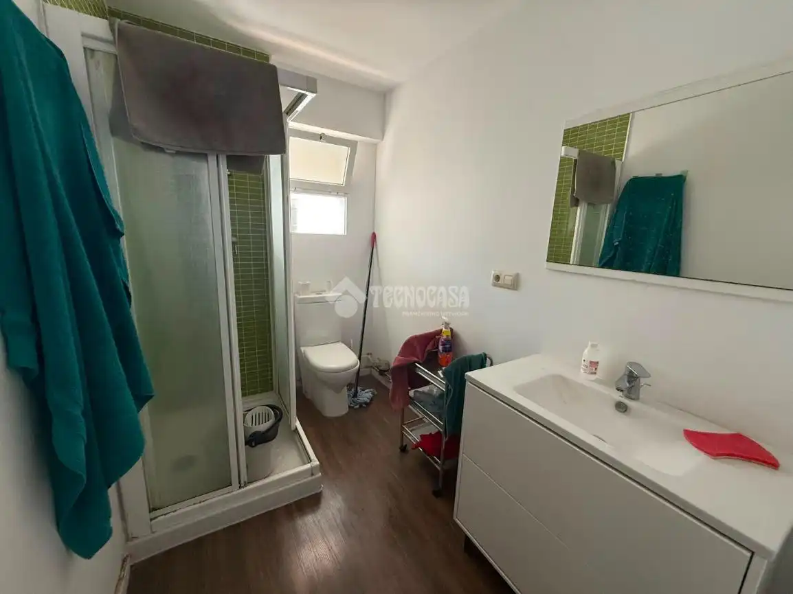 Baño de Piso en venta en Valencia con Parquet y Alarma