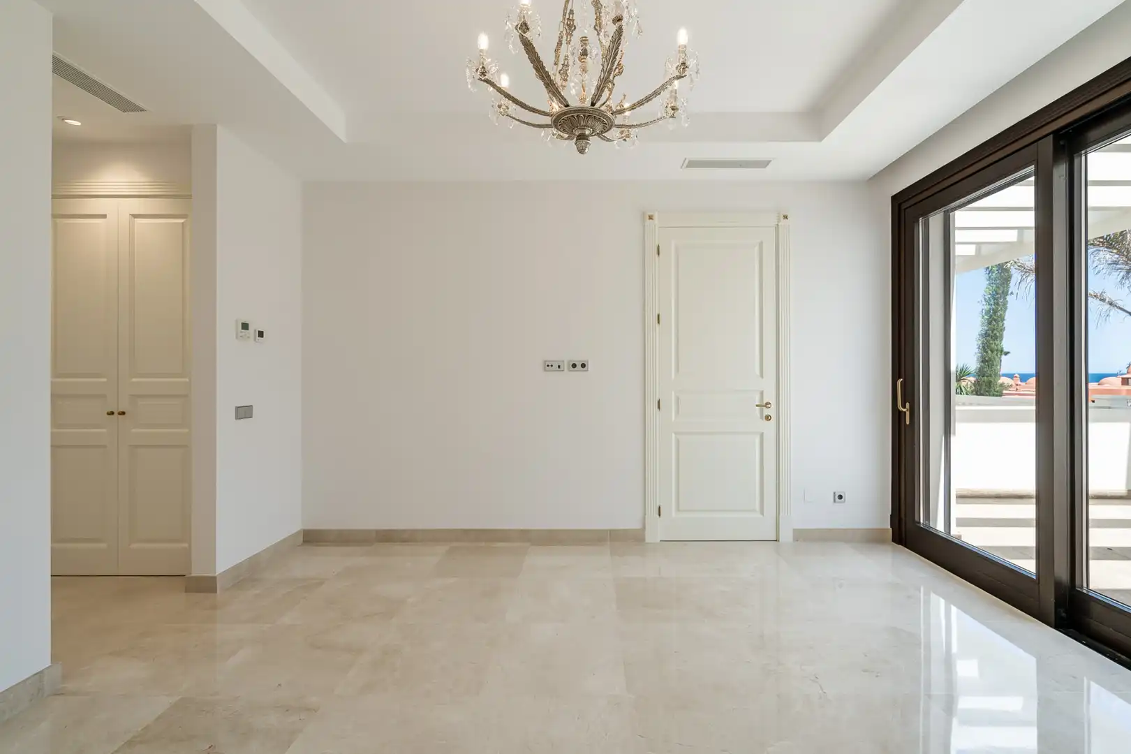 Casa o xalet en venda en Estepona amb Aire condicionat, Jardí privat i Terrassa