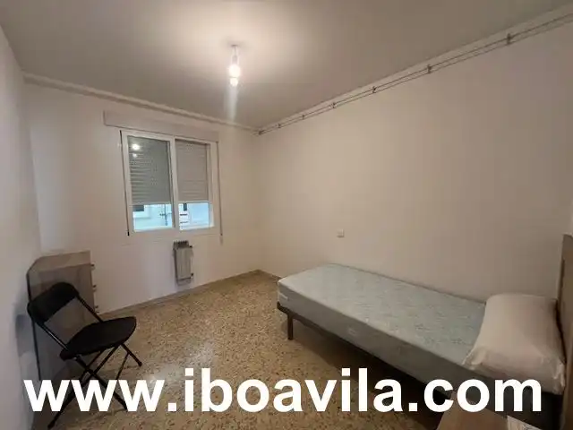 Bedroom of Flat for rent in Pontevedra Capital   with Heating, Furnished and Oven