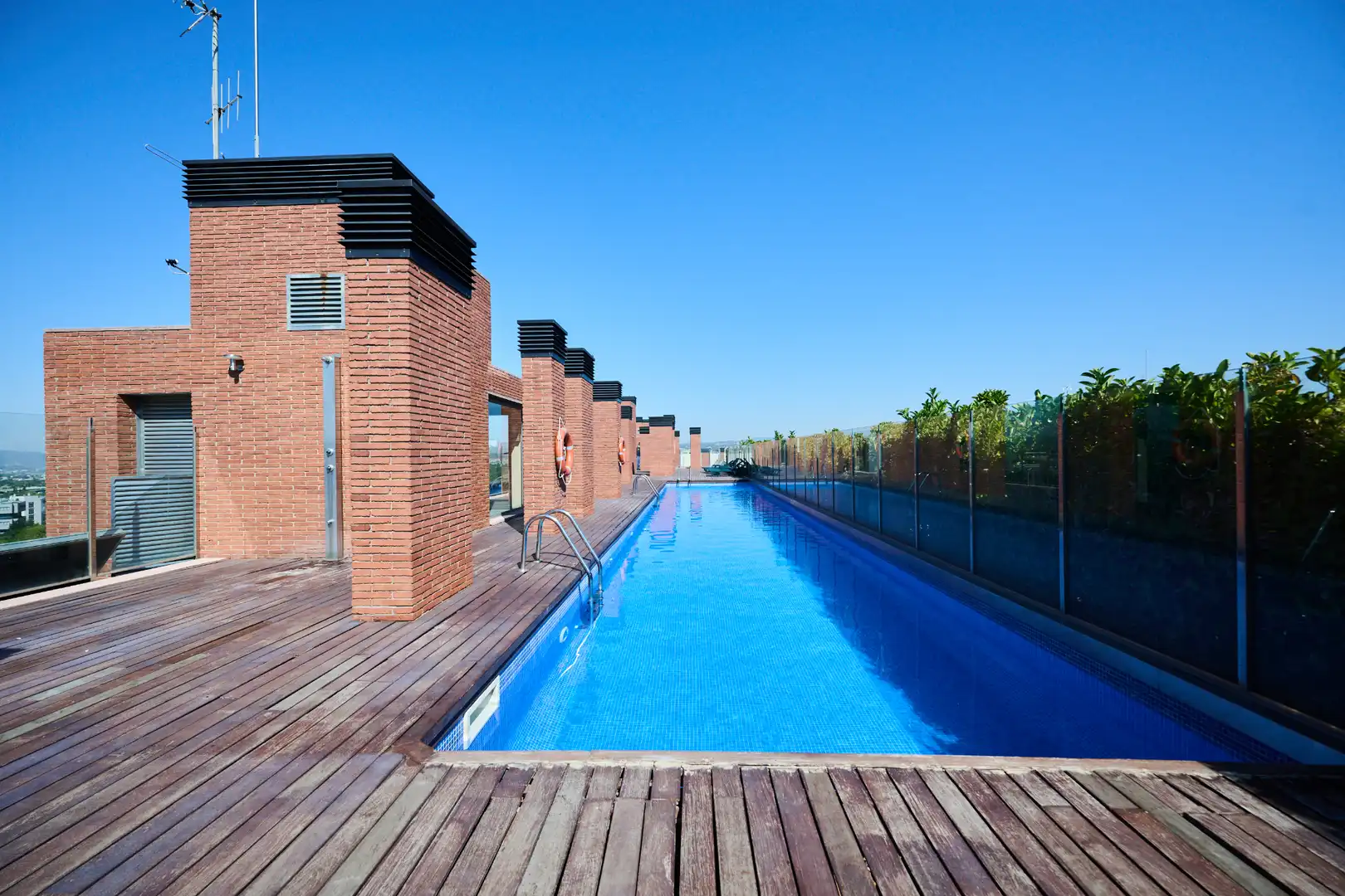 Piscina de Pis en venda en Sant Cugat del Vallès amb Aire condicionat, Calefacció i Parquet