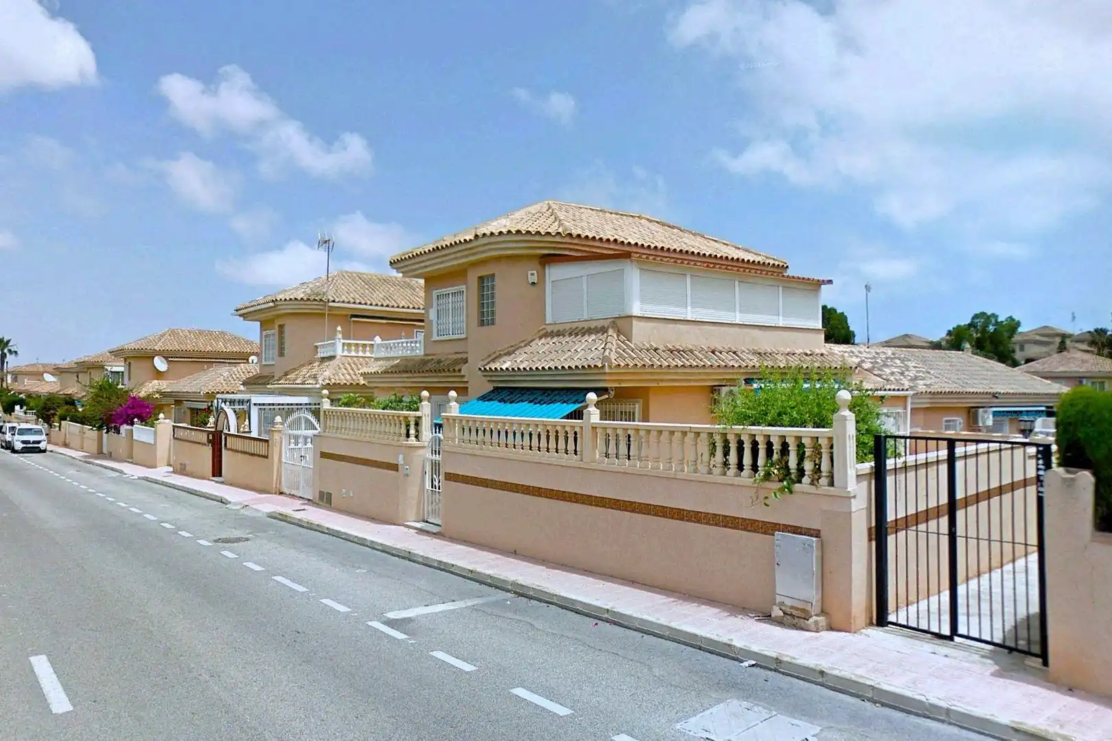 Villa avec terrasse à vendre à Calle C. Abreu 14