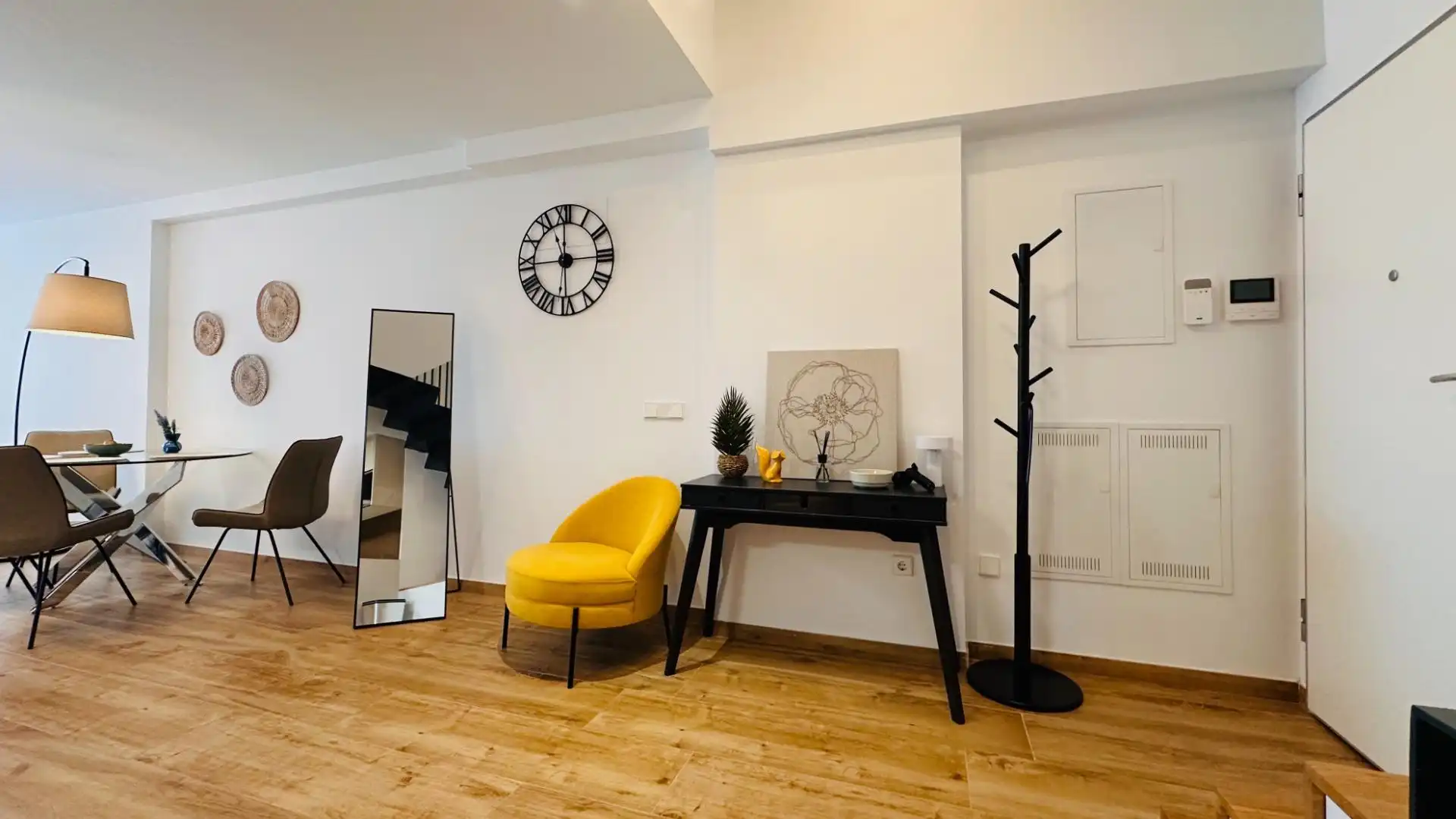 Sala d'estar de Dúplex de lloguer en Villajoyosa / La Vila Joiosa amb Aire condicionat, Calefacció i Jardí privat