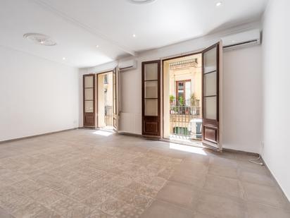 Flat for sale in  Barcelona Capital  with Terrace and Balcony