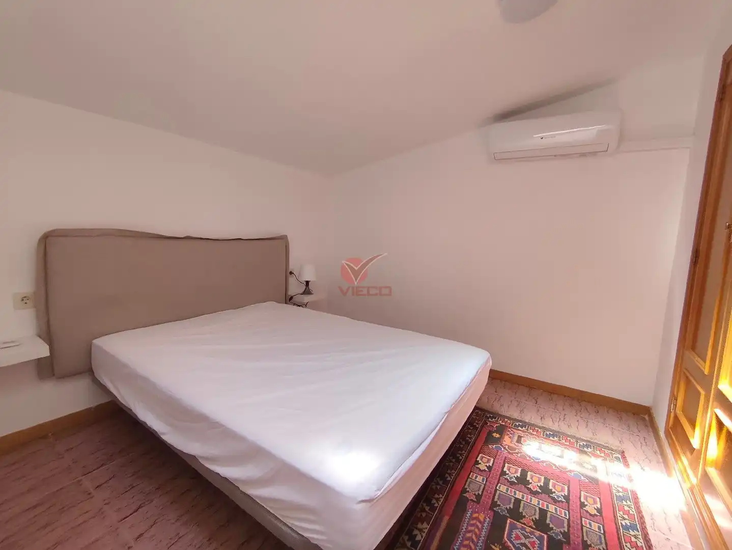 Schlafzimmer von Wohnung zur Miete in Cuenca mit Heizung, Abstellraum und Möbliert