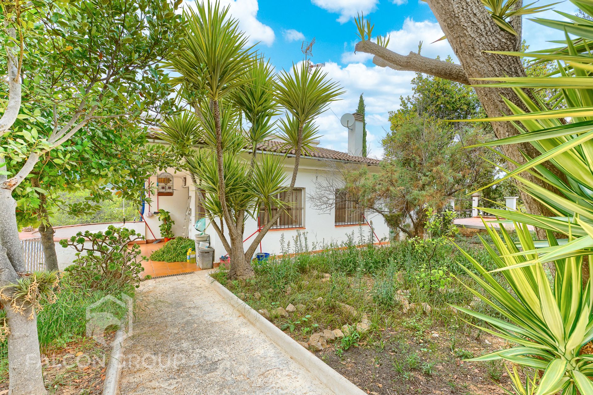 Exterior view of House or chalet for sale in Canyelles  with Heating, Furnished and Balcony