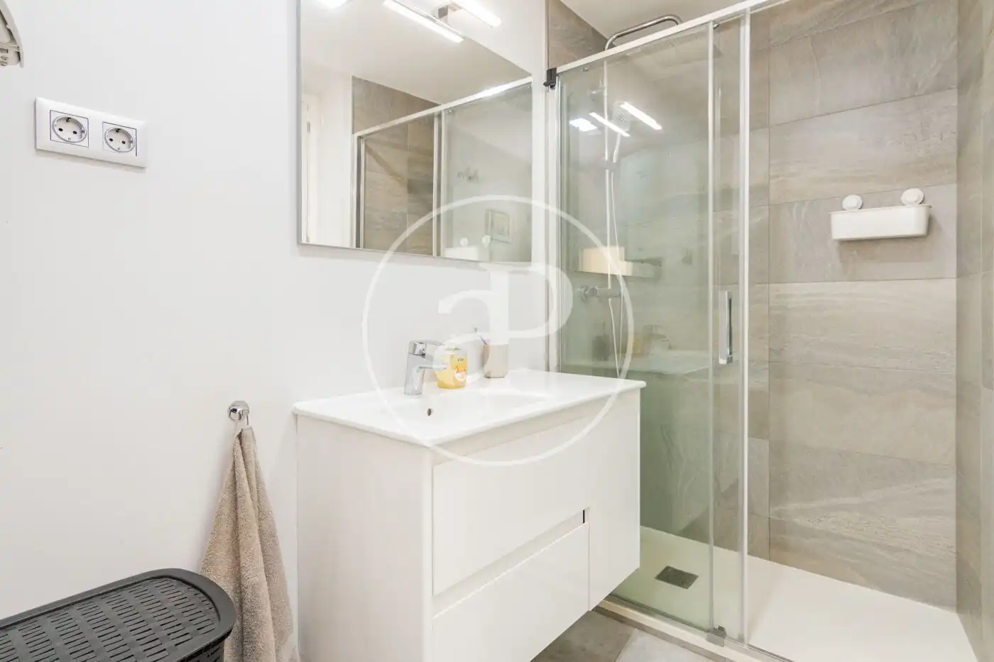 Wohnung zur Miete in C. de Toledo, Palacio