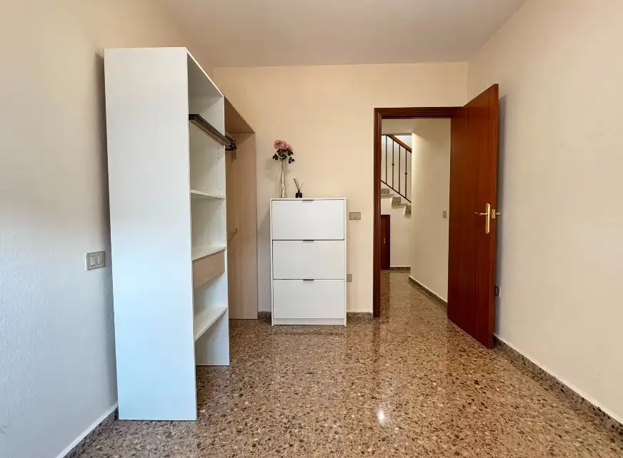 Maisonette zur Miete in Castellón de la Plana / Castelló de la Plana mit Klimaanlage, Heizung und Terrasse