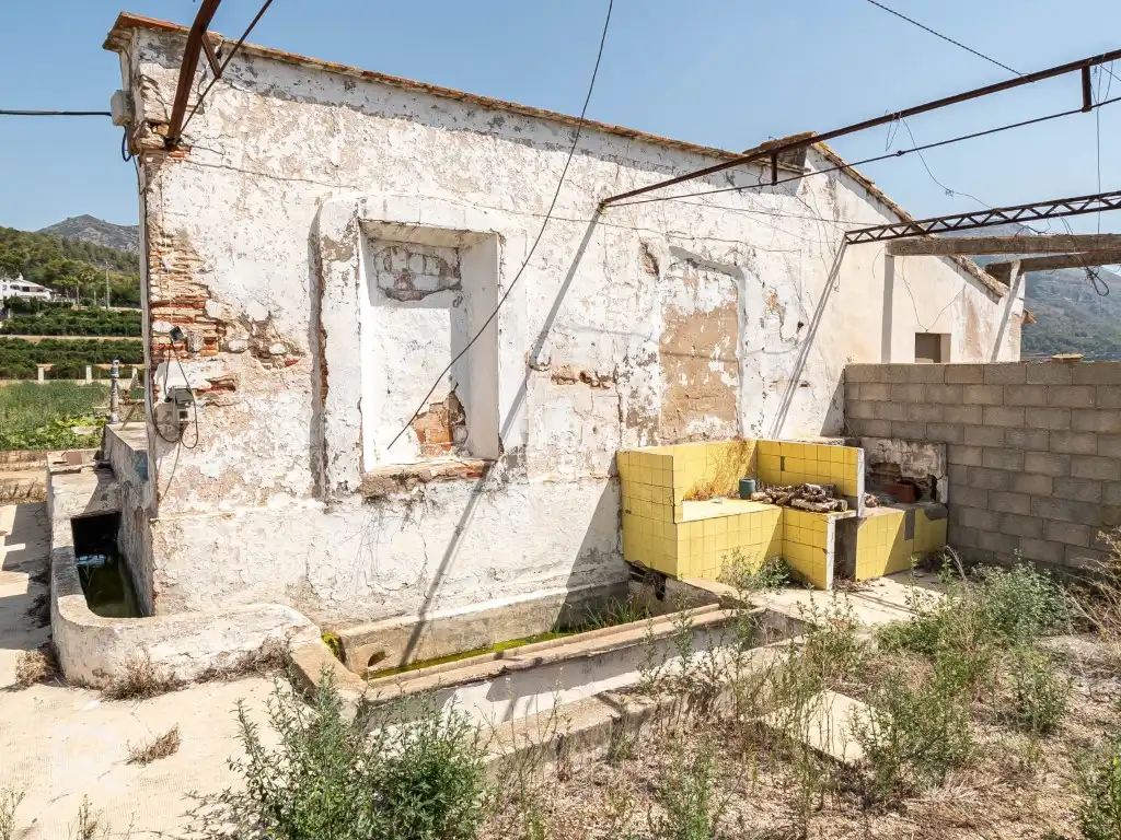 Exterior view of Houses for sale in Benifairó de la Valldigna