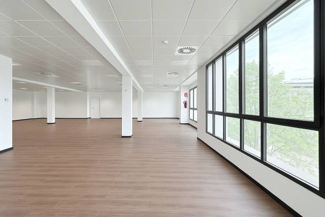 Oficina en Alquiler en El Parc i la Llacuna del Poblenou