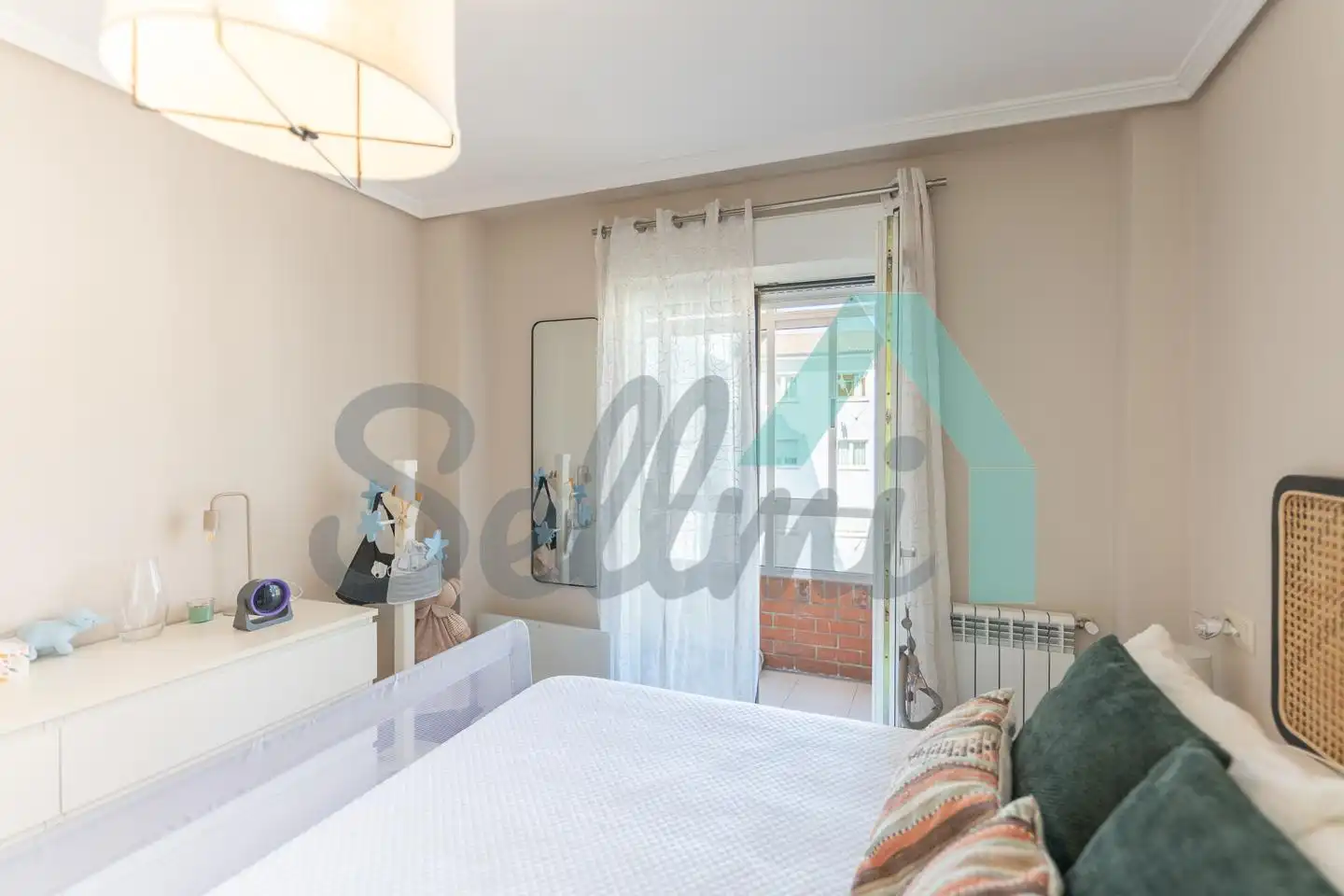 Schlafzimmer von Wohnung zum Verkauf in Oviedo  mit Heizung, Parkett und Terrasse